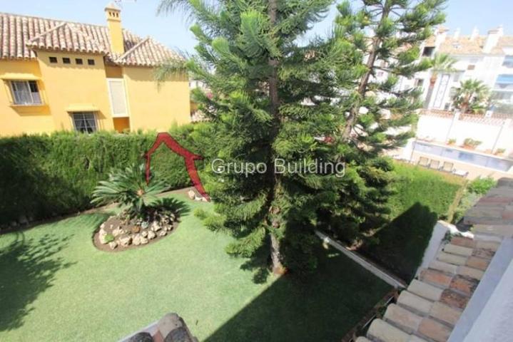 Chalet en venta en Marbella, Las Chapas photo 0