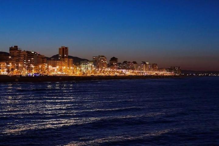 Edificio en venta en Gandia, Safor photo 0
