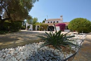 Casas de pueblo en venta en Benissa photo 0