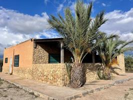Casa con terreno en venta en Níjar, Parque Natural Cabo de Gata - Níjar photo 0