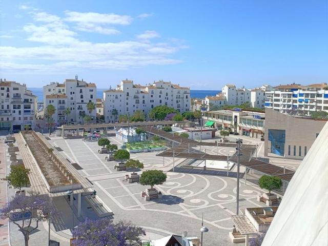 Oficina en venta en Marbella, Marbella - Puerto Banus photo 0