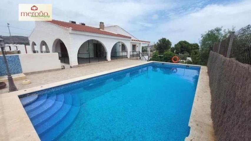 Chalet en venta en Alicante, El Moralet photo 0