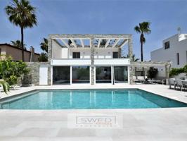 Chalet en venta en Orihuela, La Zenia photo 0