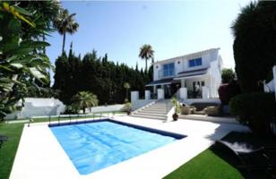 Chalet en venta en Marbella, Costa del Sol Occidental-Área de Marbella photo 0