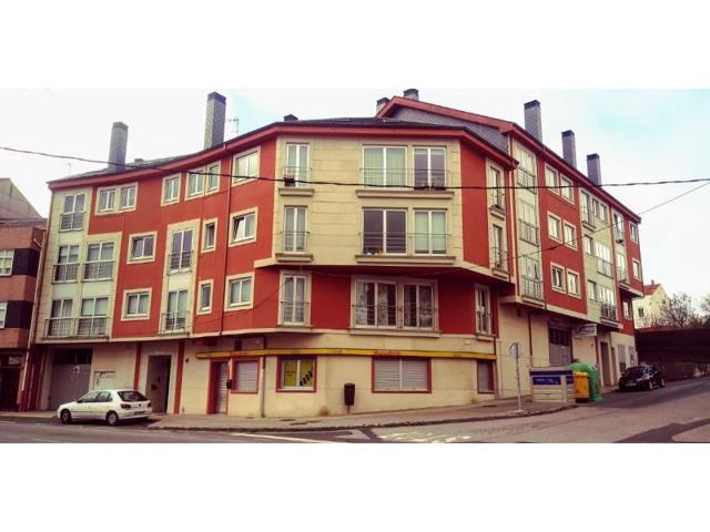 Local comercial en venta en Ferrol, Santa Marina photo 0