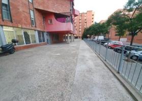 Local comercial en venta en Reus, Barri gaudi photo 0