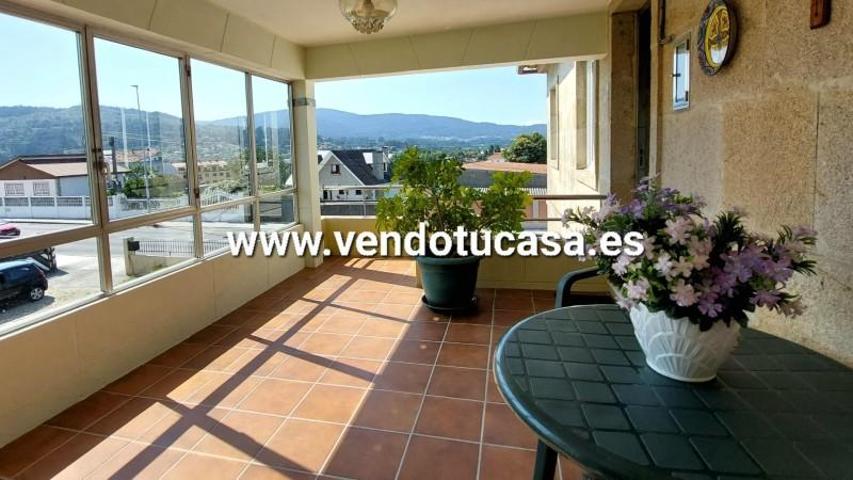 Casa en venta en Pontevedra, Lérez photo 0
