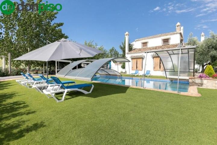 Chalet en venta en Montefrío, Montefrio photo 0