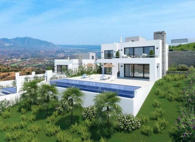 Chalet en venta en Marbella, Marbella Este - La Mairena photo 0