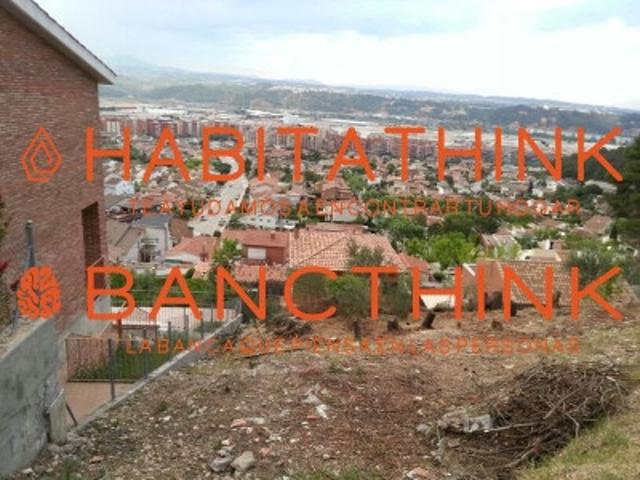 Terreno en venta en Sant Andreu de la Barca, La Colonia photo 0