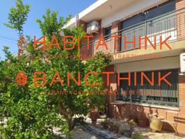 Casa en venta en Esparreguera, Esparraguera photo 0