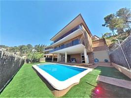 Casa en venta en Corbera de Llobregat, Creu sussalba photo 0