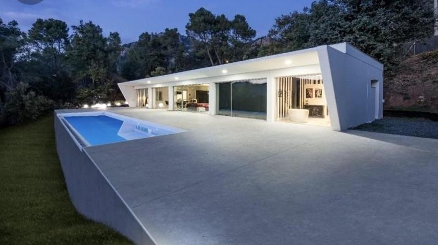 Casa en venta en Pallejà, CENTRO photo 0