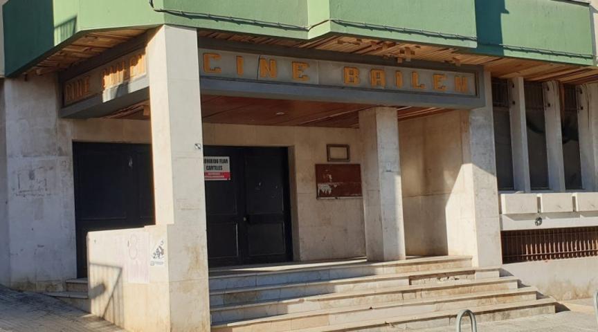 Local comercial en venta en Chiclana de la Frontera, Centro urbano photo 0