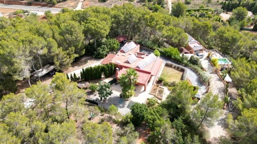 Chalet en venta en Santa Eulalia Del Rio, Campo photo 0