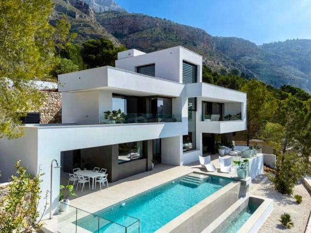 Chalet en venta en Altea, Cumbres del Sol photo 0