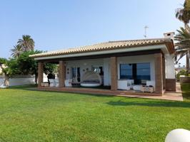 Chalet en venta en Denia, Las marinas photo 0
