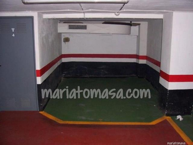 Garaje en venta en Basauri, Basauri photo 0