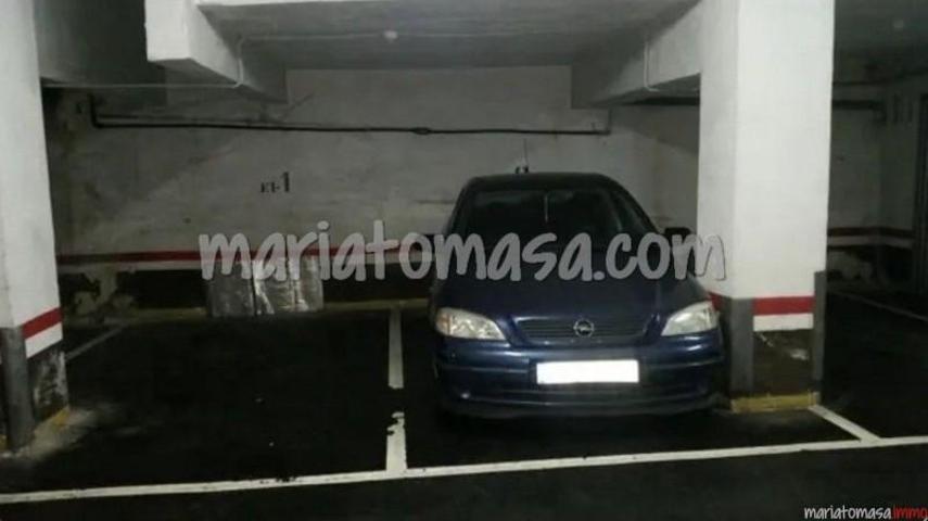 Garaje en venta en Basauri, Basauri photo 0