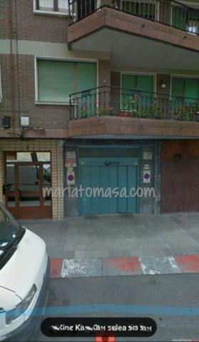 Garaje en venta en Basauri, Basauri photo 0