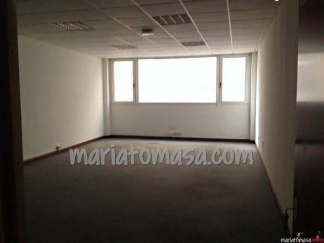 Oficina en venta en Basauri, Basauri photo 0