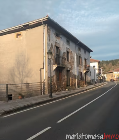 Casa en venta en Balmaseda, Balmaseda photo 0