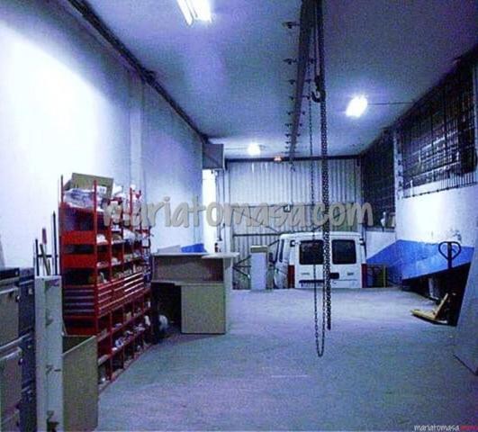 Nave industrial en venta en Arrigorriaga, Arrigorriaga photo 0