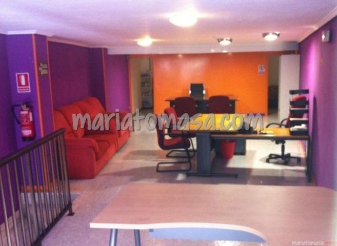 Local comercial en venta en Laredo, Laredo photo 0