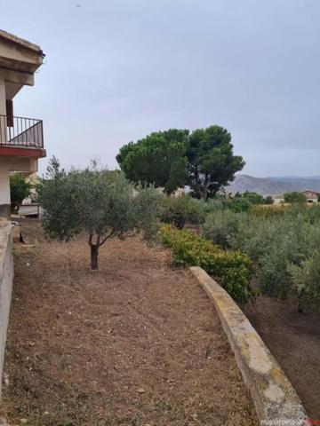 Chalet en venta en Petrer, Petrer photo 0