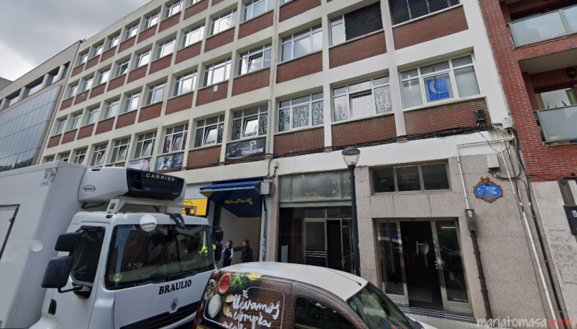 Local comercial en venta en Bilbao, Bilbao photo 0