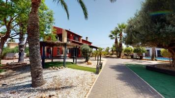 Chalet en venta en Catral photo 0