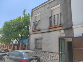 Adosada en venta en Villamartín, Andalucia photo 0