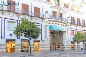 Local comercial en venta en Jerez de la Frontera, Centro photo 0