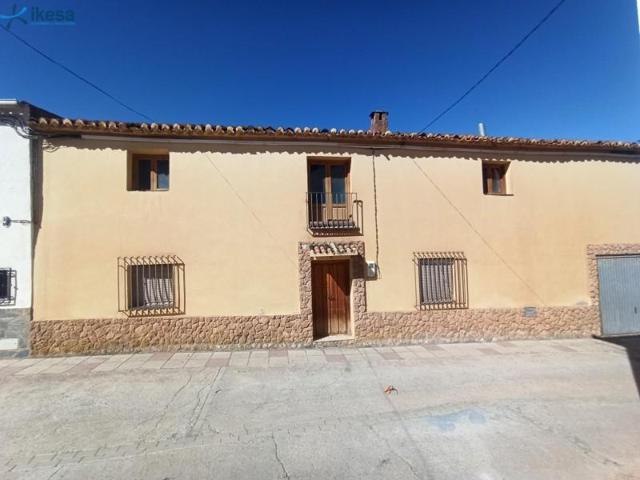 Casa en venta en Dólar, La Calahorra photo 0