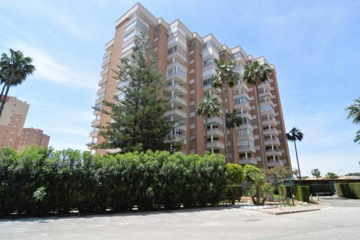 Apartamento en venta en Dehesa de campoamor photo 0