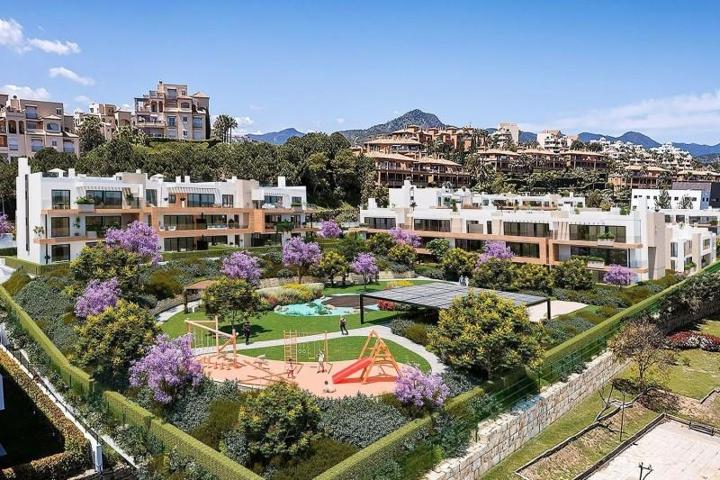 Piso en venta en Estepona, Costa del Sol Occidental - Área de Estepona photo 0