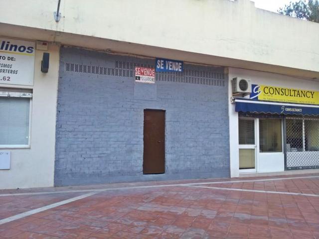 Local comercial en venta en Torremolinos photo 0