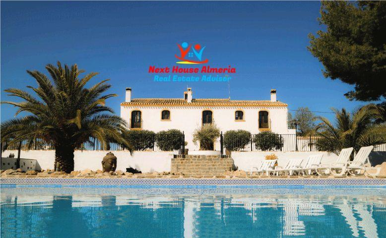 Casa con terreno en venta en Lorca, Nogalte photo 0