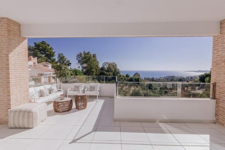 Casas de pueblo en venta en Benalmádena, Torremuelle photo 0