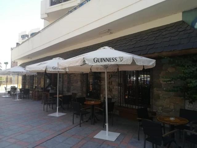 Local comercial en venta en Fuengirola photo 0