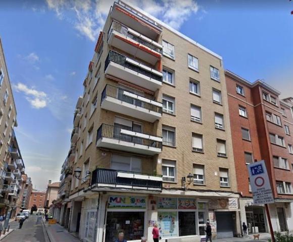 Piso en venta en Palencia photo 0