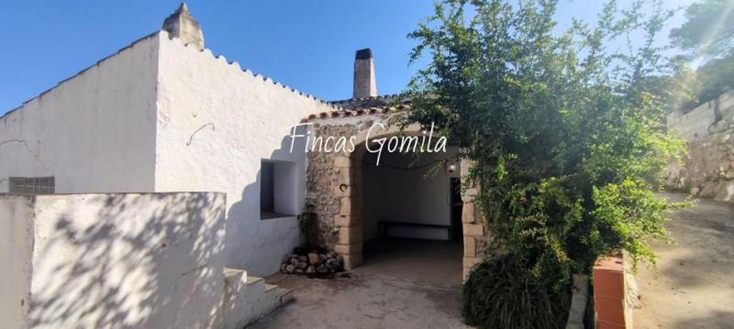 Casa con terreno en venta en Alaior photo 0