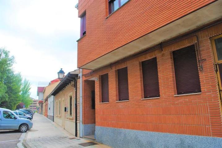 Casa en venta en Palencia photo 0