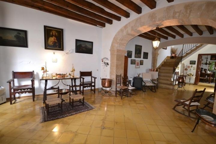 Casa en venta en Pollença photo 0