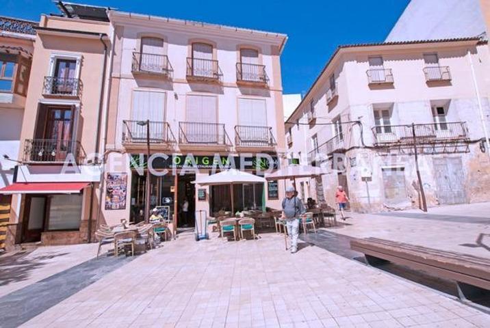 Adosada en venta en Denia, Casco antiguo photo 0