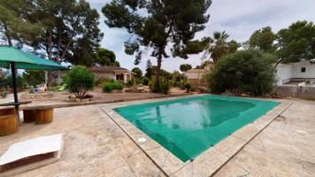 Chalet en venta en Murcia photo 0