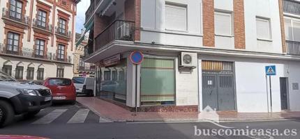 Local comercial en venta en Linares, Calle del Marqués de Linares, 23700 photo 0