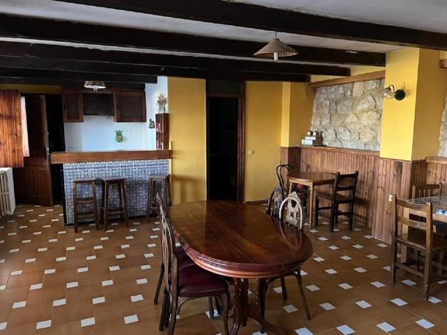 Local comercial en venta en Astudillo photo 0