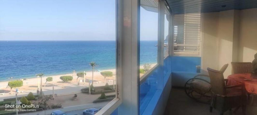 Apartamento en venta en Altea, 1a linea photo 0