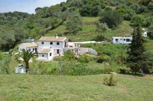 Casa con terreno en venta en Casares, Costa del Sol photo 0